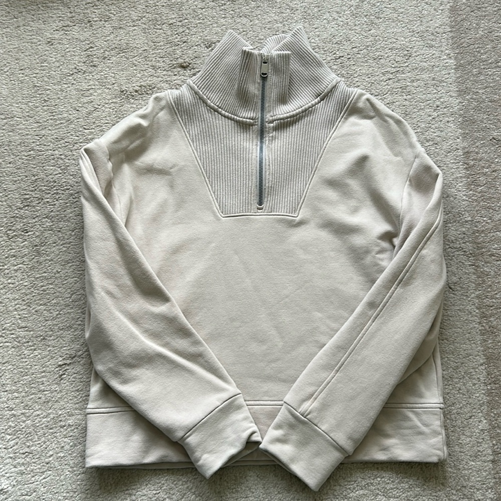 Athleta Retroplush 1/4 zip sweatshirt, size S.